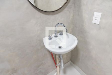 Banheiro de kitnet/studio para alugar com 1 quarto, 20m² em Ipiranga, São Paulo