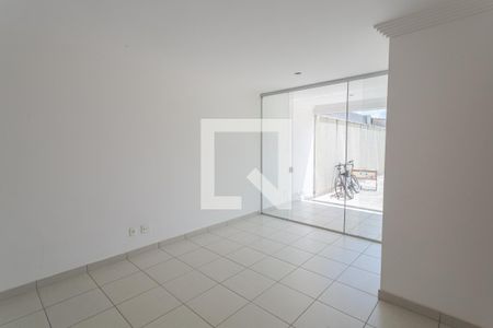 Sala de apartamento para alugar com 3 quartos, 280m² em Cachoeirinha, Belo Horizonte
