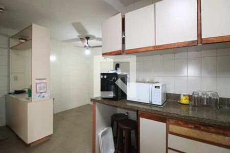 Apartamento à venda com 158m², 4 quartos e 1 vaga Apartamento à venda com 158m², 4 quartos e 1 vagaCozinha