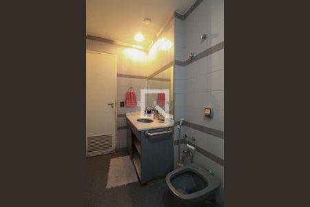 Apartamento à venda com 158m², 4 quartos e 1 vaga Apartamento à venda com 158m², 4 quartos e 1 vagaBanheiro da suíte