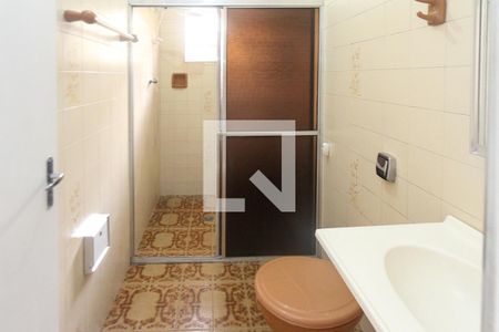 Casa à venda com 80m², 2 quartos e 1 vaga Casa à venda com 80m², 2 quartos e 1 vagaBanheiro