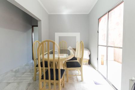 Sala de Jantar de casa para alugar com 2 quartos, 80m² em Jardim Helian, São Paulo