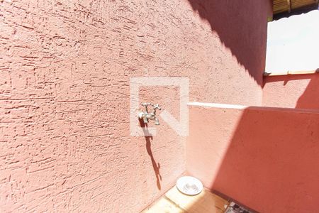 Casa para alugar com 80m², 2 quartos e 2 vagasÁrea de Serviço