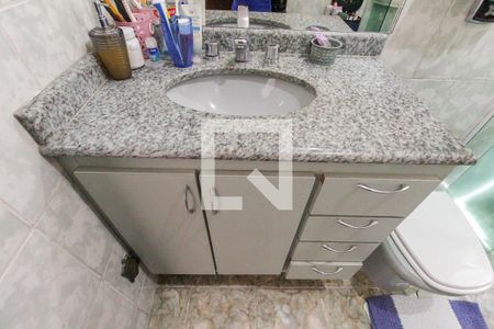 Casa para alugar com 80m², 2 quartos e 2 vagasBanheiro da Suíte