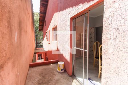 Casa para alugar com 80m², 2 quartos e 2 vagasÁrea de Serviço