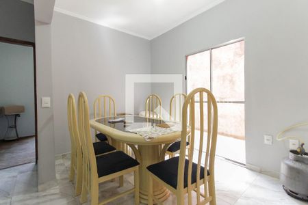 Sala de Jantar de casa para alugar com 2 quartos, 80m² em Jardim Helian, São Paulo