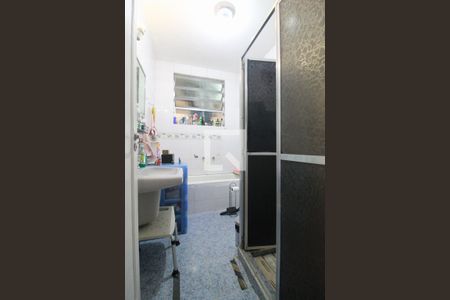 Apartamento à venda com 103m², 3 quartos e sem vaga Apartamento à venda com 103m², 3 quartos e sem vagaBanheiro social