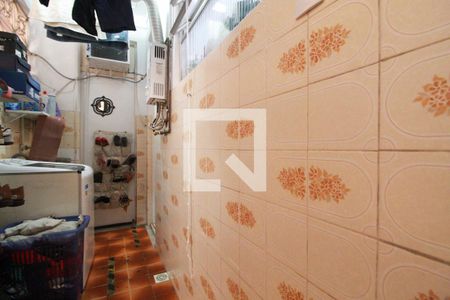 Apartamento à venda com 103m², 3 quartos e sem vaga Apartamento à venda com 103m², 3 quartos e sem vagaÁrea de serviço