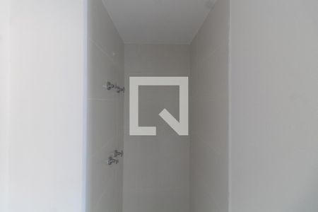 Apartamento à venda com 58m², 2 quartos e 2 vagasBanheiro Social