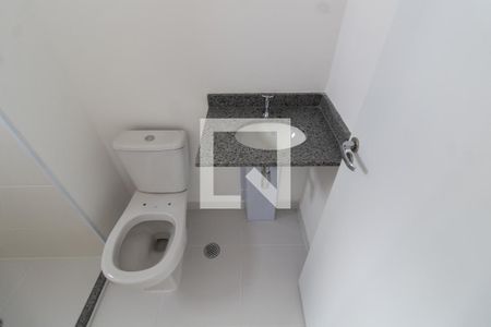 Apartamento à venda com 58m², 2 quartos e 2 vagasBanheiro da Suíte