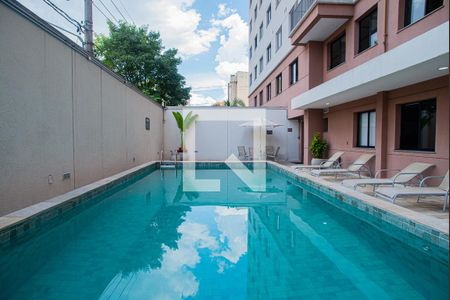Apartamento à venda com 33m², 1 quarto e sem vaga Apartamento à venda com 33m², 1 quarto e sem vagaÁrea comum - Piscina