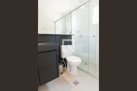 Casa de condomínio à venda com 127m², 3 quartos e 2 vagasBanheiro