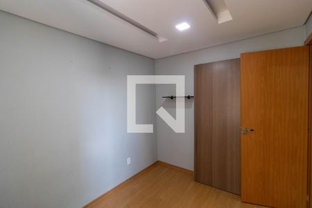 Apartamento à venda com 44m², 2 quartos e 1 vagaQuarto 02