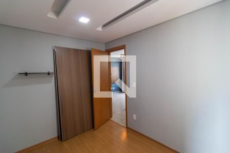Apartamento à venda com 44m², 2 quartos e 1 vagaQuarto 02