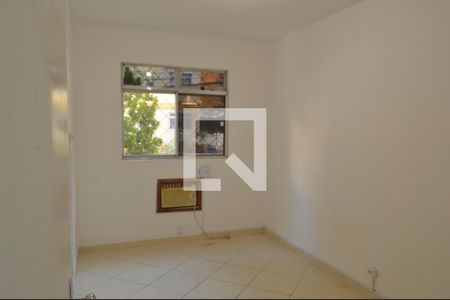 Quarto 1 de apartamento à venda com 2 quartos, 60m² em Taquara, Rio de Janeiro