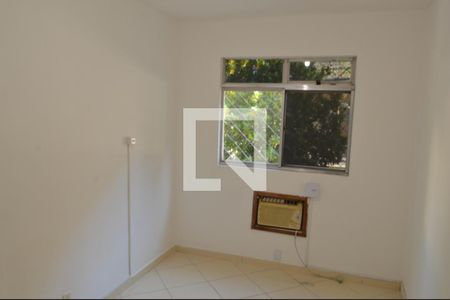 Quarto 1 de apartamento à venda com 2 quartos, 60m² em Taquara, Rio de Janeiro