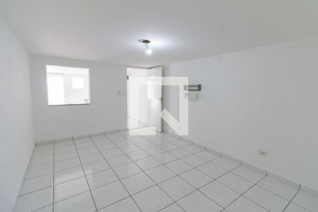 Sala/Quarto de casa de condomínio para alugar com 1 quarto, 39m² em Jardim Gilda Maria, São Paulo