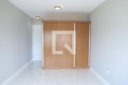 Apartamento à venda com 181m², 4 quartos e 3 vagasSuíte 2