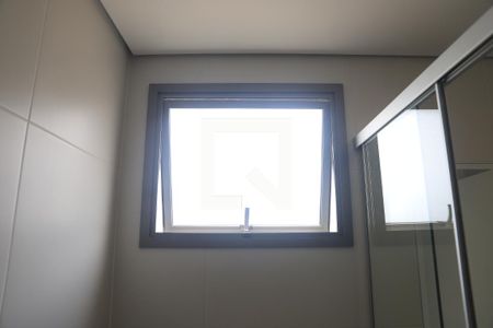 Apartamento à venda com 181m², 4 quartos e 3 vagasBanheiro da Suíte 2