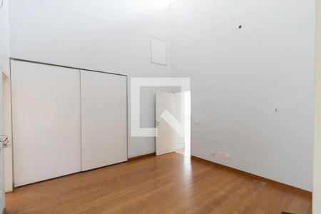 Casa à venda com 364m², 4 quartos e 7 vagasSala 2