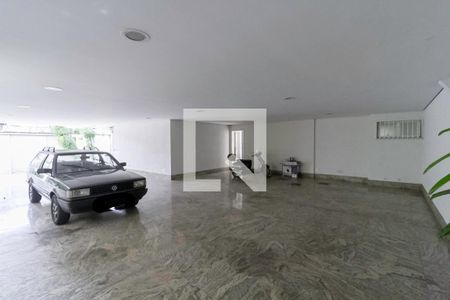 Casa à venda com 364m², 4 quartos e 7 vagasGaragem