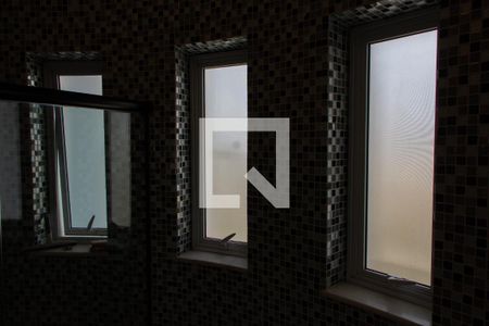 Casa de condomínio à venda com 520m², 4 quartos e 6 vagasBanheiro da Suíte 1