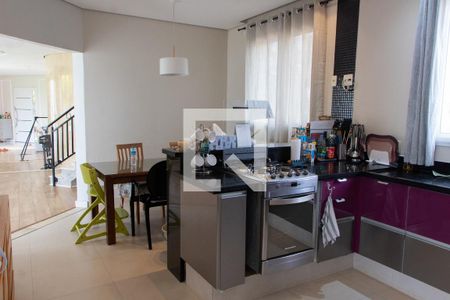 Casa de condomínio à venda com 520m², 4 quartos e 6 vagasCozinha