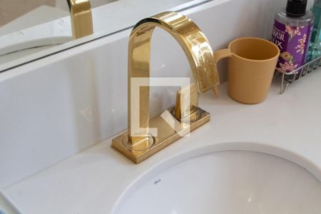 Casa de condomínio à venda com 520m², 4 quartos e 6 vagasLavabo