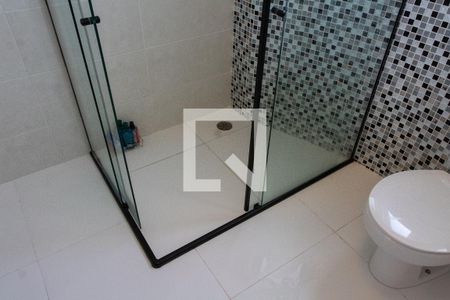 Casa de condomínio à venda com 520m², 4 quartos e 6 vagasBanheiro da Suíte 1