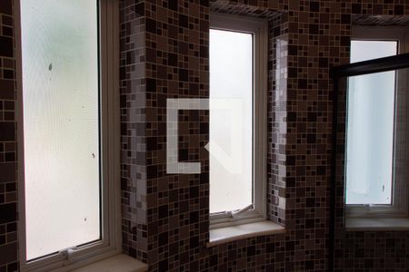 Casa de condomínio à venda com 520m², 4 quartos e 6 vagasBanheiro da Suíte 2