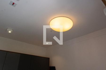 Casa de condomínio à venda com 520m², 4 quartos e 6 vagasSuíte 2