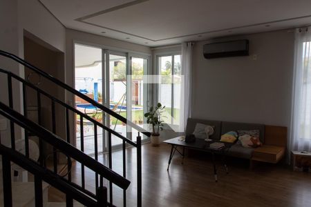 Casa de condomínio à venda com 520m², 4 quartos e 6 vagasSala de Jantar