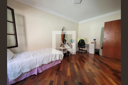 Casa à venda com 416m², 4 quartos e 3 vagas