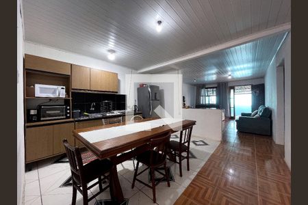 Cozinha de casa à venda com 4 quartos, 130m² em Santos Dumont, São Leopoldo