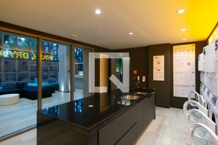 Studio à venda com 27m², 0 quarto e sem vagaÁrea comum