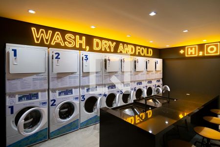 Studio à venda com 27m², 0 quarto e sem vagaÁrea comum