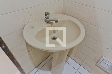 Banheiro de casa para alugar com 1 quarto, 67m² em Vila Carolina, São Paulo