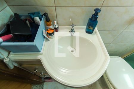 Casa à venda com 261m², 3 quartos e 4 vagas Casa à venda com 261m², 3 quartos e 4 vagasBanheiro Quarto 2