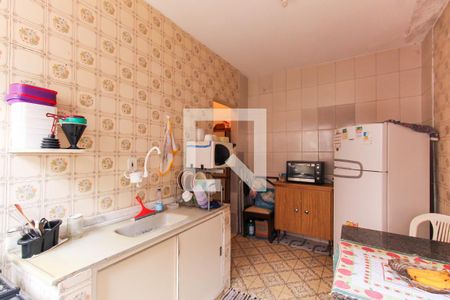 Casa à venda com 261m², 3 quartos e 4 vagas Casa à venda com 261m², 3 quartos e 4 vagasQuarto - Externo