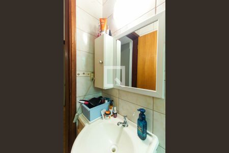 Casa à venda com 261m², 3 quartos e 4 vagas Casa à venda com 261m², 3 quartos e 4 vagasBanheiro Quarto 2