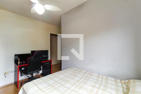 Casa à venda com 261m², 3 quartos e 4 vagas Casa à venda com 261m², 3 quartos e 4 vagasQuarto 3