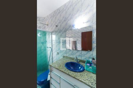 Casa à venda com 261m², 3 quartos e 4 vagas Casa à venda com 261m², 3 quartos e 4 vagasBanheiro Quarto