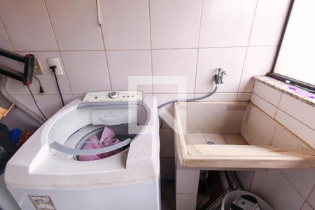 Casa à venda com 261m², 3 quartos e 4 vagas Casa à venda com 261m², 3 quartos e 4 vagasÁrea de Serviço