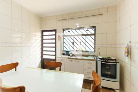Casa à venda com 261m², 3 quartos e 4 vagas Casa à venda com 261m², 3 quartos e 4 vagasCozinha