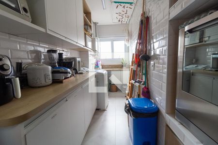 Apartamento à venda com 167m², 3 quartos e 2 vagas Apartamento à venda com 167m², 3 quartos e 2 vagasÁrea de Serviço