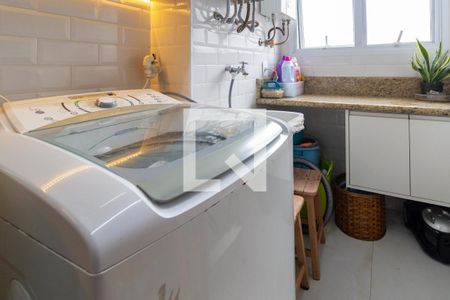 Apartamento à venda com 167m², 3 quartos e 2 vagas Apartamento à venda com 167m², 3 quartos e 2 vagasÁrea de Serviço