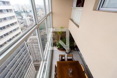 Apartamento à venda com 167m², 3 quartos e 2 vagas Apartamento à venda com 167m², 3 quartos e 2 vagasVaranda da Suite