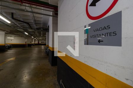Apartamento à venda com 167m², 3 quartos e 2 vagas Apartamento à venda com 167m², 3 quartos e 2 vagasGaragem Visitantes