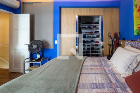 Apartamento à venda com 167m², 3 quartos e 2 vagas Apartamento à venda com 167m², 3 quartos e 2 vagasSuite