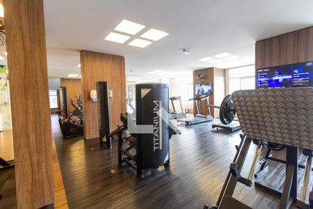 Apartamento à venda com 167m², 3 quartos e 2 vagas Apartamento à venda com 167m², 3 quartos e 2 vagasÁrea comum - Academia